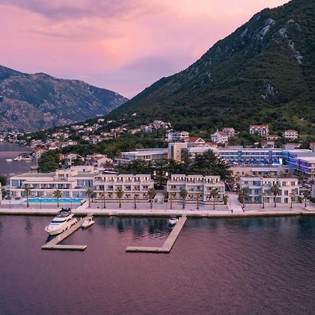 Hyatt Regency Kotor Bay Resort (Adults Only) Екстер'єр фото View of the hotel