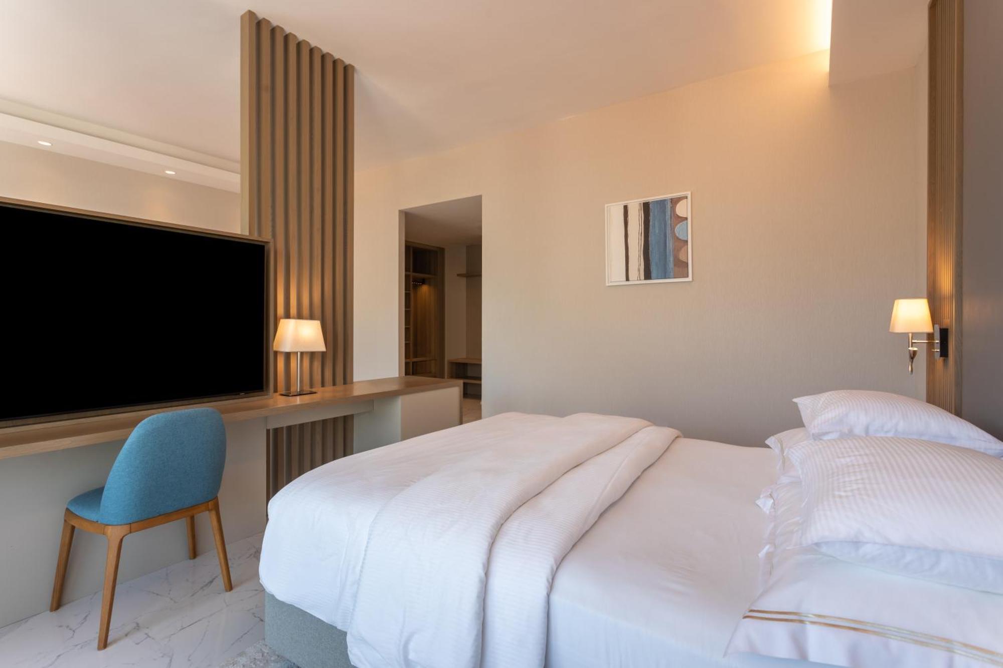 Hyatt Regency Kotor Bay Resort (Adults Only) Екстер'єр фото Deluxe room