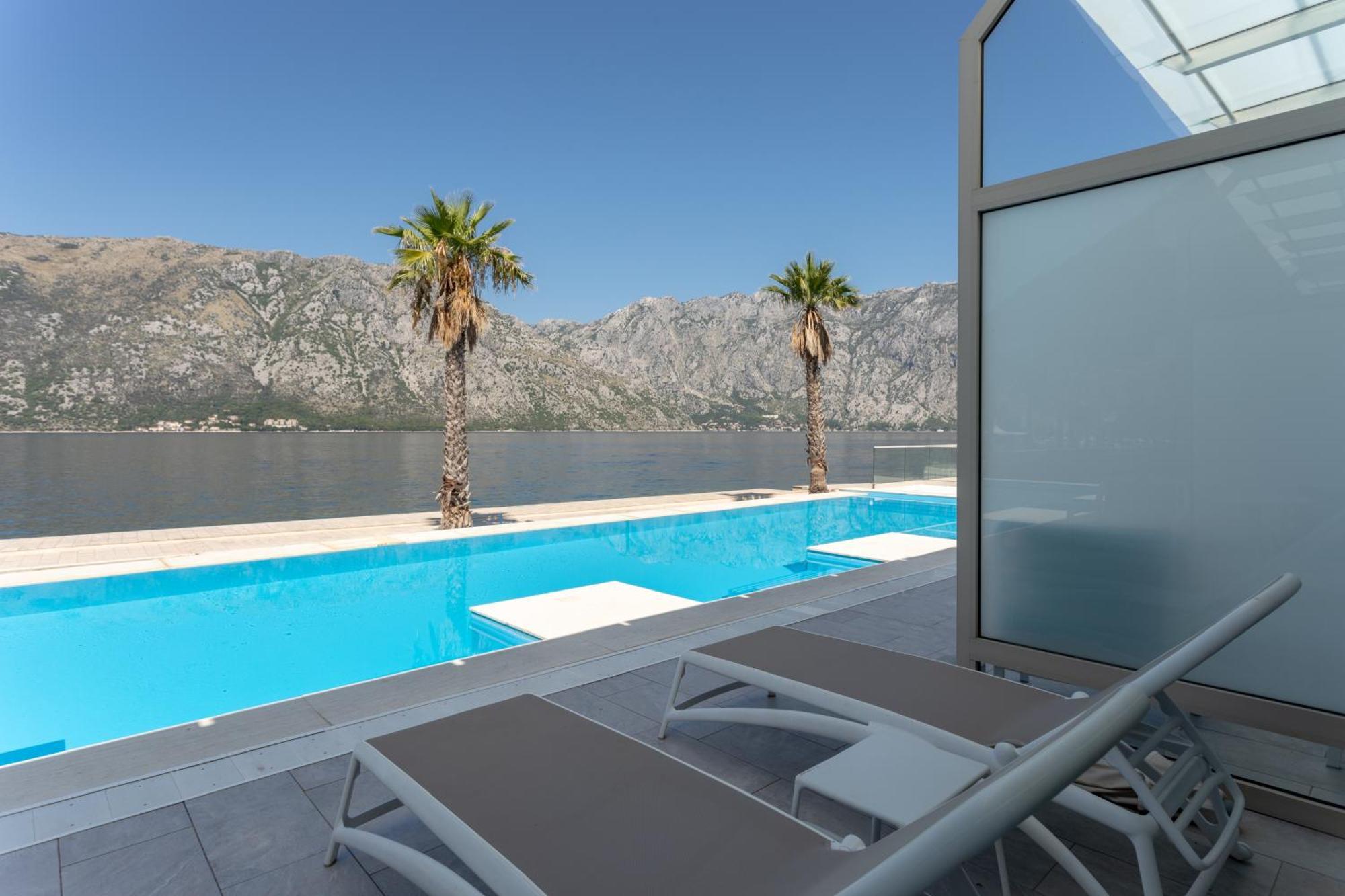 Hyatt Regency Kotor Bay Resort (Adults Only) Екстер'єр фото 3D rendering of a pool